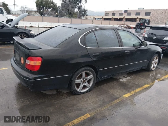 ✅ 1999 Lexus GS 400 • VIN: JT8BH68X3X0018572 • Лот: 44413464. Опубліковано раніше на IAAI з пробігом 189 124 миль. Безкоштовний доступ до архіву аукціонних продажів зі США та докладний звіт про історію автомобіля на DreamBid. Зображення 4.