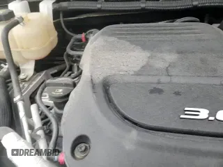 ✅ 2017 Chrysler Pacifica Touring • VIN: 2C4RC1DG5HR676652 • Лот: 90339145. Опубликован ранее на Copart с пробегом 89 014 миль. Бесплатный доступ к архиву аукционных продаж из США и подробный отчёт об истории автомобиля на DreamBid. Изображение 14.