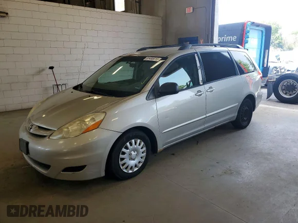 ✅ 2008 Toyota Sienna LE • VIN: 5TDZK23C98S125459 • Lot: 61495616. Wystawiony na Copart z przebiegiem 199 774 mil. Bezpłatny archiwum sprzedaży aukcyjnych z USA i szczegółowy raport historii pojazdu na DreamBid. Zdjęcie 1.
