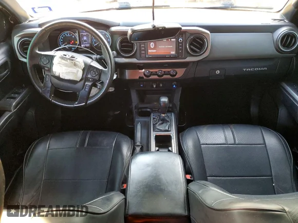 ✅ 2019 Toyota Tacoma SR5 • VIN: 5TFAZ5CN8KX080771 • Lot: 74971645. Wystawiony na Copart z przebiegiem 104 219 mil. Bezpłatny archiwum sprzedaży aukcyjnych z USA i szczegółowy raport historii pojazdu na DreamBid. Zdjęcie 8.