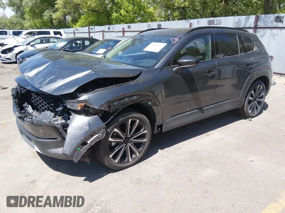 ✅ 2026 MAZDA CX-50 2.5 TURBO • VIN: 7MMVABCY3TN452385 • Lot: 45083837. Wystawiony na IAAI z przebiegiem 4 014 mil. Bezpłatny archiwum sprzedaży aukcyjnych z USA i szczegółowy raport historii pojazdu na DreamBid. Zdjęcie 2.