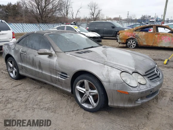 ✅ 2006 Mercedes-Benz SL 500 • VIN: WDBSK75F06F111130 • Lot: 43996894. Wystawiony na IAAI z przebiegiem Nie podano. Bezpłatny archiwum sprzedaży aukcyjnych z USA i szczegółowy raport historii pojazdu na DreamBid. Zdjęcie 1.