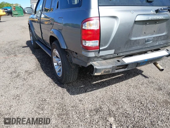 ✅ 2004 Nissan Pathfinder LE Platinum • VIN: JN8DR09X04W803339 • Lot: 44793418. Wystawiony na IAAI z przebiegiem 115 932 mil. Bezpłatny archiwum sprzedaży aukcyjnych z USA i szczegółowy raport historii pojazdu na DreamBid. Zdjęcie 6.
