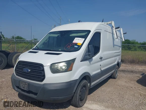 ✅ 2015 Ford Transit Cargo • VIN: 1FTNR2CMXFKB25591 • Lot: 45382473. Wystawiony na IAAI z przebiegiem 138 626 mil. Bezpłatny archiwum sprzedaży aukcyjnych z USA i szczegółowy raport historii pojazdu na DreamBid. Zdjęcie 6.