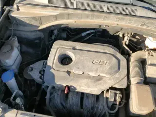 ✅ 2018 Hyundai Santa Fe 2.4L • VIN: 5NMZT3LB4JH091966 • Лот: 91794135. Опубликован ранее на Copart с пробегом 84 736 миль. Бесплатный доступ к архиву аукционных продаж из США и подробный отчёт об истории автомобиля на DreamBid. Изображение 14.