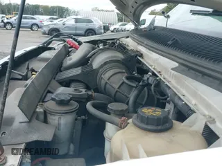 ✅ 2013 Ford Econoline Cargo Commercial • VIN: 1FTNS2EW1DDA19356 • Lot: 43265748. Wystawiony na IAAI z przebiegiem 207 738 mil. Bezpłatny archiwum sprzedaży aukcyjnych z USA i szczegółowy raport historii pojazdu na DreamBid. Zdjęcie 19.