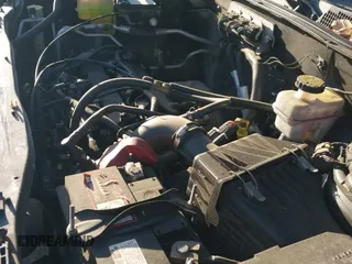 ✅ 2008 Ford Escape XLT • VIN: 1FMCU03Z68KB13362 • Lot: 43659664. Wystawiony na IAAI z przebiegiem 200 064 mil. Bezpłatny archiwum sprzedaży aukcyjnych z USA i szczegółowy raport historii pojazdu na DreamBid. Zdjęcie 12.