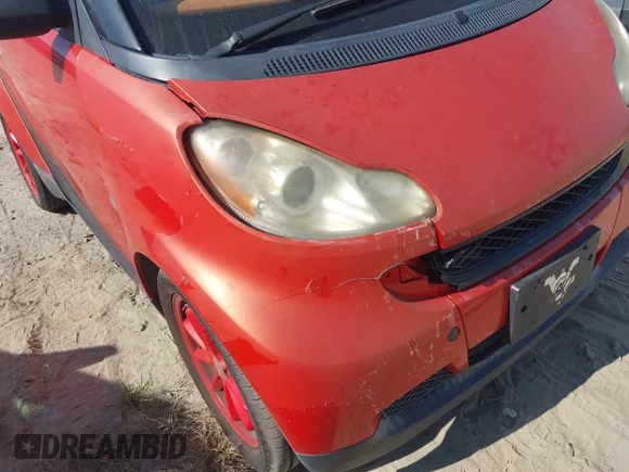 ✅ 2008 Smart fortwo Pure • VIN: WMEEJ31X78K099918 • Лот: 43152063. Опубліковано раніше на IAAI з пробігом 131 840 миль. Безкоштовний доступ до архіву аукціонних продажів зі США та докладний звіт про історію автомобіля на DreamBid. Зображення 6.