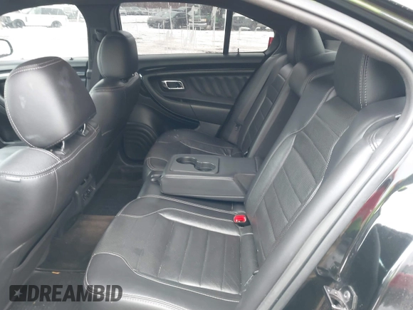 ✅ 2013 Ford Taurus SHO • VIN: 1FAHP2KT6DG194599 • Lot: 44056987. Wystawiony na IAAI z przebiegiem 138 485 mil. Bezpłatny archiwum sprzedaży aukcyjnych z USA i szczegółowy raport historii pojazdu na DreamBid. Zdjęcie 8.