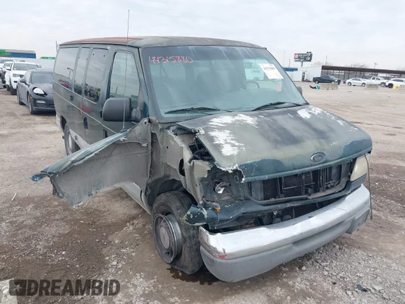 ✅ 2000 Ford Econoline Passenger XL • VIN: 1FMRE11W4YHA39670 • Lot: 44315880. Wystawiony na IAAI z przebiegiem 148 749 mil. Bezpłatny archiwum sprzedaży aukcyjnych z USA i szczegółowy raport historii pojazdu na DreamBid. Zdjęcie 1.