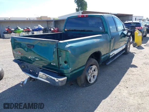 ✅ 2003 Dodge 1500 ST • VIN: 1D7HA18N03S379358 • Лот: 44453488. Опубліковано раніше на IAAI з пробігом 257 925 миль. Безкоштовний доступ до архіву аукціонних продажів зі США та докладний звіт про історію автомобіля на DreamBid. Зображення 4.