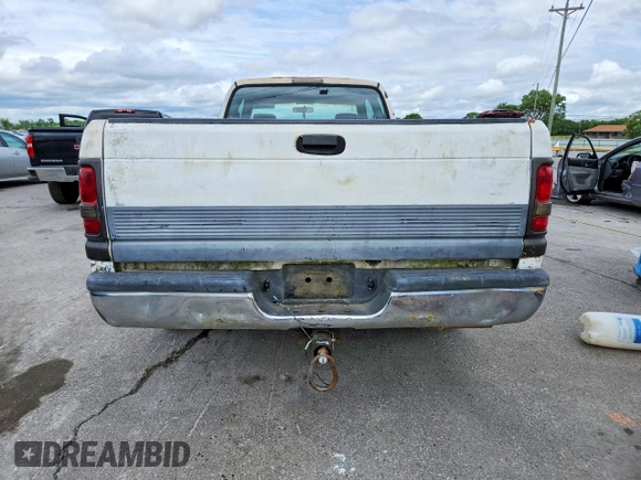 ✅ 1996 Dodge 2500 • VIN: 3B7KC23Z8TM144449 • Lot: 51359756. Wystawiony na Copart z przebiegiem 178 187 mil. Bezpłatny archiwum sprzedaży aukcyjnych z USA i szczegółowy raport historii pojazdu na DreamBid. Zdjęcie 6.