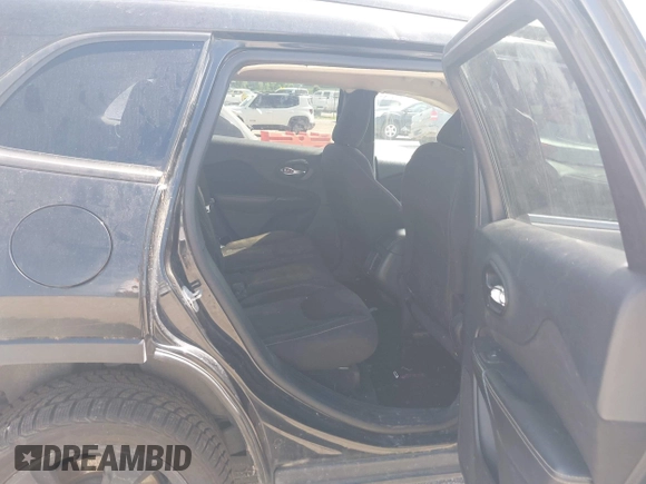 ✅ 2016 Jeep Cherokee Latitude • VIN: 1C4PJMCS0GW198019 • Лот: 42817997. Опубликован ранее на IAAI с пробегом 163 362 миль. Бесплатный доступ к архиву аукционных продаж из США и подробный отчёт об истории автомобиля на DreamBid. Изображение 8.