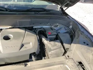 ✅ 2020 Volvo XC90 Momentum • VIN: YV4102CK0L1606696 • Lot: 62418285. Wystawiony na Copart z przebiegiem 51 916 mil. Bezpłatny archiwum sprzedaży aukcyjnych z USA i szczegółowy raport historii pojazdu na DreamBid. Zdjęcie 14.