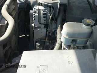 2010 Chevrolet Silverado 1500 LT z VIN 3GCRCSEA8AG127717, wystawiony jako IAAI lot #41820169 z przebiegiem 163 431 mil mil oraz . Historia ofert i sprzedaży dostępna na DreamBid. Obrazek 20.