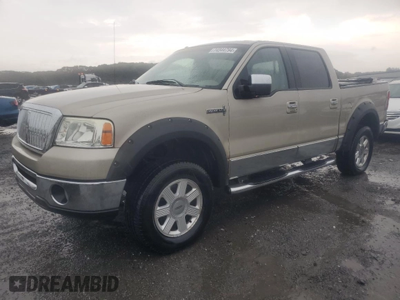 ✅ 2008 Lincoln Mark LT • VIN: 5LTPW18518FJ02125 • Лот: 74344794. Опубліковано раніше на Copart з пробігом 165 261 миль. Безкоштовний доступ до архіву аукціонних продажів зі США та докладний звіт про історію автомобіля на DreamBid. Зображення 1.