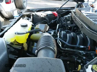 ✅ 2025 Ford F-150 XLT • VIN: 1FTFW3L51SKE27843 • Lot: 43736701. Wystawiony na IAAI z przebiegiem 8 182 mil. Bezpłatny archiwum sprzedaży aukcyjnych z USA i szczegółowy raport historii pojazdu na DreamBid. Zdjęcie 20.