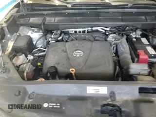 ✅ 2021 Toyota Highlander L • VIN: 5TDBZRBH1MS540465 • Lot: 81556375. Listed on Copart with 48,147 mi. Free auction sales archive from the USA and detailed vehicle history report at DreamBid. Image 14.