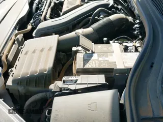 ✅ 2025 Volkswagen Jetta S • VIN: 3VW5X7BU2SM035422 • Lot: 42541313. Wystawiony na IAAI z przebiegiem 7 666 mil. Bezpłatny archiwum sprzedaży aukcyjnych z USA i szczegółowy raport historii pojazdu na DreamBid. Zdjęcie 19.