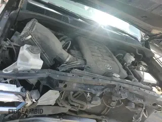 ✅ 2018 Toyota Tundra SR5 • VIN: 5TFAW5F19JX767404 • Lot: 63933625. Listed on Copart with 105,376 mi. Free auction sales archive from the USA and detailed vehicle history report at DreamBid. Image 13.