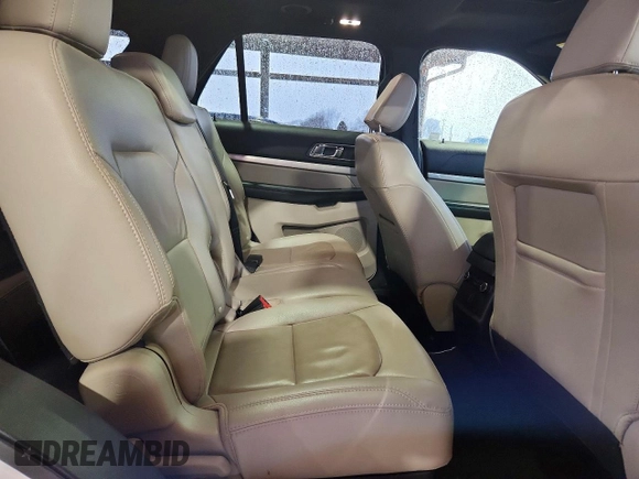 ✅ 2018 Ford Explorer XLT • VIN: 1FM5K7D89JGB74470 • Lot: 99342625. Wystawiony na Copart z przebiegiem 121 631 mil. Bezpłatny archiwum sprzedaży aukcyjnych z USA i szczegółowy raport historii pojazdu na DreamBid. Zdjęcie 11.