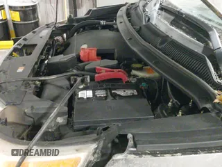 ✅ 2013 Ford Explorer XLT • VIN: 1FM5K7D88DGA25830 • Lot: 41712216. Wystawiony na IAAI z przebiegiem 177 186 mil. Bezpłatny archiwum sprzedaży aukcyjnych z USA i szczegółowy raport historii pojazdu na DreamBid. Zdjęcie 18.