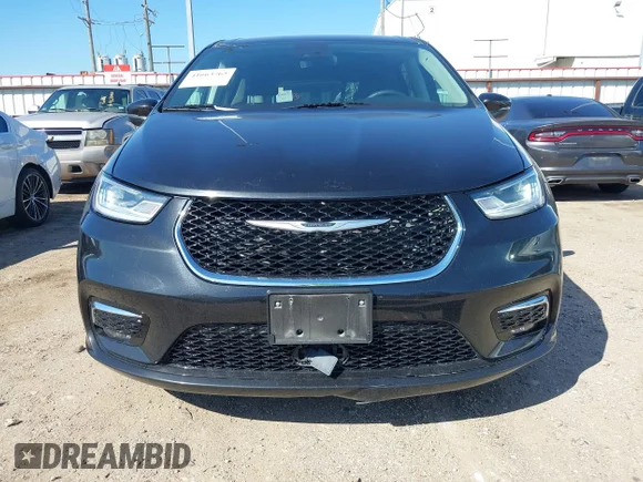 ✅ 2023 Chrysler Pacifica Touring L • VIN: 2C4RC1BG9PR567404 • Лот: 41663765. Опубліковано раніше на IAAI з пробігом 55 347 миль. Безкоштовний доступ до архіву аукціонних продажів зі США та докладний звіт про історію автомобіля на DreamBid. Зображення 6.