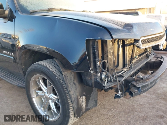 ✅ 2007 Chevrolet Tahoe LS • VIN: 1GNFC13J17R421038 • Lot: 44224232. Wystawiony na IAAI z przebiegiem 220 399 mil. Bezpłatny archiwum sprzedaży aukcyjnych z USA i szczegółowy raport historii pojazdu na DreamBid. Zdjęcie 6.