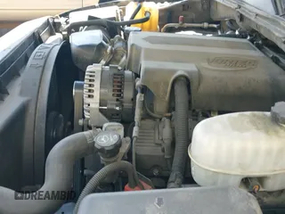 ✅ 2003 Chevrolet Suburban LT • VIN: 3GNGC26G83G210035 • Лот: 42084859. Опубликован ранее на IAAI с пробегом 145 919 миль. Бесплатный доступ к архиву аукционных продаж из США и подробный отчёт об истории автомобиля на DreamBid. Изображение 19.