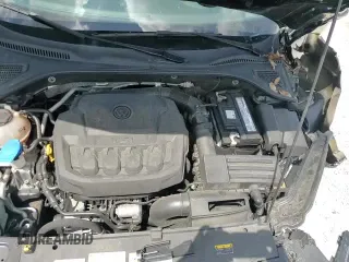 ✅ 2021 Volkswagen Passat S • VIN: 1VWAA7A38MC001174 • Lot: 70487915. Wystawiony na Copart z przebiegiem 62 396 mil. Bezpłatny archiwum sprzedaży aukcyjnych z USA i szczegółowy raport historii pojazdu na DreamBid. Zdjęcie 16.