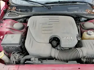 ✅ 2013 Dodge Challenger SXT • VIN: 2C3CDYAG4DH530697 • Lot: 86433284. Wystawiony na Copart z przebiegiem 97 717 mil. Bezpłatny archiwum sprzedaży aukcyjnych z USA i szczegółowy raport historii pojazdu na DreamBid. Zdjęcie 12.