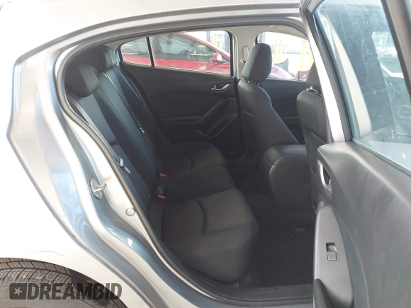 ✅ 2015 Mazda 3 i Sport • VIN: JM1BM1K72F1224323 • Lot: 44373864. Wystawiony na IAAI z przebiegiem 134 828 mil. Bezpłatny archiwum sprzedaży aukcyjnych z USA i szczegółowy raport historii pojazdu na DreamBid. Zdjęcie 8.