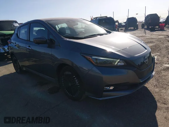 ✅ 2024 Nissan LEAF SV Plus • VIN: 1N4CZ1CV0RC557038 • Lot: 44909642. Wystawiony na IAAI z przebiegiem 14 484 mil. Bezpłatny archiwum sprzedaży aukcyjnych z USA i szczegółowy raport historii pojazdu na DreamBid. Zdjęcie 1.