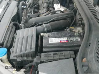 ✅ 2019 Volkswagen Jetta S • VIN: 3VWC57BU8KM193051 • Lot: 41991988. Wystawiony na IAAI z przebiegiem 120 353 mil. Bezpłatny archiwum sprzedaży aukcyjnych z USA i szczegółowy raport historii pojazdu na DreamBid. Zdjęcie 22.