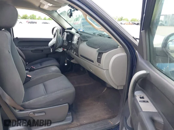 ✅ 2010 Chevrolet Silverado 1500 LS • VIN: 1GCSCREA5AZ264110 • Lot: 42782519. Wystawiony na IAAI z przebiegiem 179 021 mil. Bezpłatny archiwum sprzedaży aukcyjnych z USA i szczegółowy raport historii pojazdu na DreamBid. Zdjęcie 5.