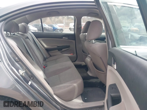 ✅ 2012 Honda Accord LX • VIN: 1HGCP2F36CA152905 • Lot: 44569765. Wystawiony na IAAI z przebiegiem 218 093 mil. Bezpłatny archiwum sprzedaży aukcyjnych z USA i szczegółowy raport historii pojazdu na DreamBid. Zdjęcie 8.