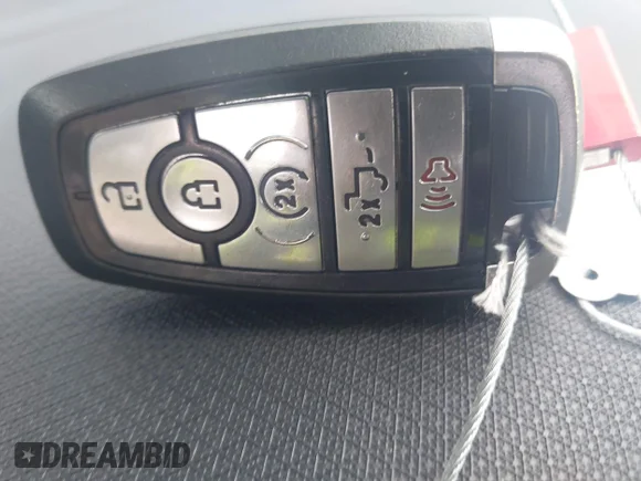 ✅ 2021 Ford F-150 Lariat • VIN: 1FTFW1E82MFA48163 • Lot: 45084174. Wystawiony na IAAI z przebiegiem 51 028 mil. Bezpłatny archiwum sprzedaży aukcyjnych z USA i szczegółowy raport historii pojazdu na DreamBid. Zdjęcie 11.