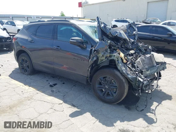 ✅ 2022 Chevrolet Blazer LT • VIN: 3GNKBCR48NS208998 • Lot: 44923608. Wystawiony na IAAI z przebiegiem 43 081 mil. Bezpłatny archiwum sprzedaży aukcyjnych z USA i szczegółowy raport historii pojazdu na DreamBid. Zdjęcie 1.