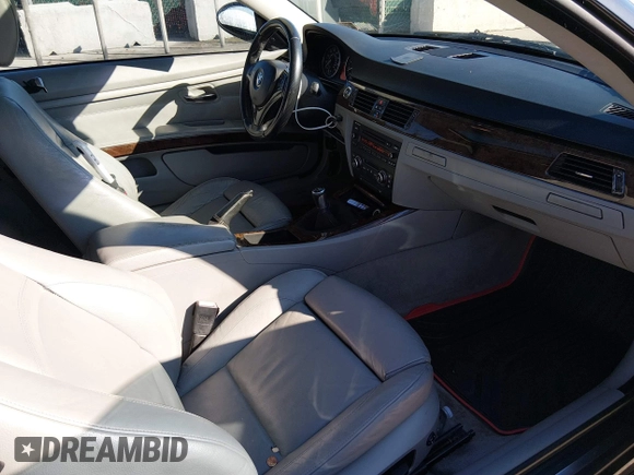 ✅ 2008 BMW 3 Series 335i • VIN: WBAWB73548P157518 • Lot: 44145457. Wystawiony na IAAI z przebiegiem 177 282 mil. Bezpłatny archiwum sprzedaży aukcyjnych z USA i szczegółowy raport historii pojazdu na DreamBid. Zdjęcie 5.