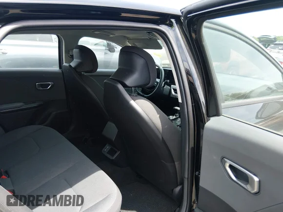 ✅ 2025 Kia K4 LXS • VIN: 3KPFT4DE5SE033133 • Lot: 45239232. Listed on IAAI with 11,501 mi. Free auction sales archive from the USA and detailed vehicle history report at DreamBid. Image 8.