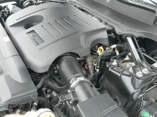 ✅ 2019 Land Rover Range Rover Sport HSE • VIN: SALWR2RU5KA862573 • Lot: 41972611. Listed on IAAI with 77,330 mi. Free auction sales archive from the USA and detailed vehicle history report at DreamBid. Image 20.