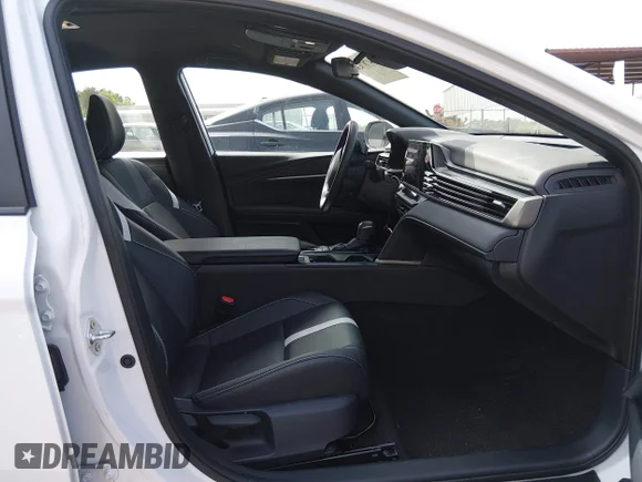 ✅ 2025 Toyota Camry SE • VIN: 4T1DAACK4SU588347 • Lot: 44787636. Wystawiony na IAAI z przebiegiem 31 269 mil. Bezpłatny archiwum sprzedaży aukcyjnych z USA i szczegółowy raport historii pojazdu na DreamBid. Zdjęcie 5.
