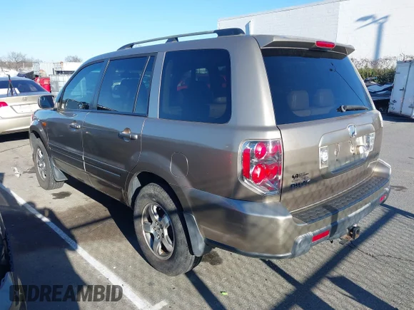 ✅ 2006 Honda Pilot EX-L • VIN: 5FNYF18776B004940 • Lot: 44189633. Listed on IAAI with 153,972 mi. Free auction sales archive from the USA and detailed vehicle history report at DreamBid. Image 3.