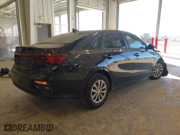 ✅ 2019 Kia Forte LXS • VIN: 3KPF24AD5KE079737 • Lot: 43995158. Wystawiony na IAAI z przebiegiem 101 847 mil. Bezpłatny archiwum sprzedaży aukcyjnych z USA i szczegółowy raport historii pojazdu na DreamBid. Zdjęcie 4.