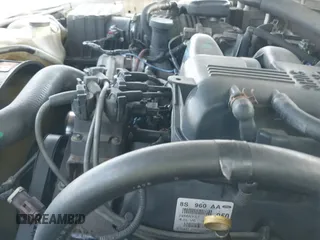 ✅ 2006 Mercury Mountaineer Luxury • VIN: 4M2EU37E26UJ24859 • Lot: 41724224. Listed on IAAI with 284,499 mi. Free auction sales archive from the USA and detailed vehicle history report at DreamBid. Image 12.