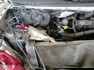 ✅ 2019 GMC Savana Cargo • VIN: 1GTW7AFG0K1270388 • Лот: 57035425. Опубликован ранее на Copart с пробегом 113 370 миль. Бесплатный доступ к архиву аукционных продаж из США и подробный отчёт об истории автомобиля на DreamBid. Изображение 14.