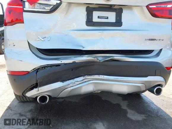 ✅ 2021 BMW X1 sDrive28i • VIN: WBXJG7C06M5T46361 • Lot: 45291869. Wystawiony na IAAI z przebiegiem 63 431 mil. Bezpłatny archiwum sprzedaży aukcyjnych z USA i szczegółowy raport historii pojazdu na DreamBid. Zdjęcie 6.