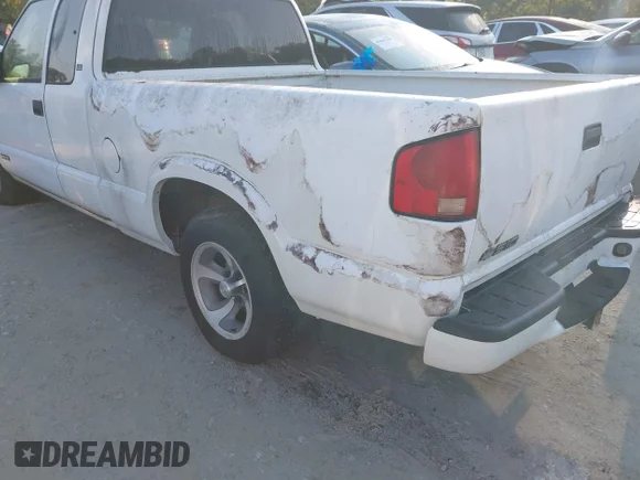 ✅ 1998 Chevrolet S-10 LS • VIN: 1GCCS19X2W8109177 • Lot: 42992631. Wystawiony na IAAI z przebiegiem 146 670 mil. Bezpłatny archiwum sprzedaży aukcyjnych z USA i szczegółowy raport historii pojazdu na DreamBid. Zdjęcie 6.