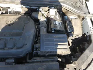 ✅ 2018 Volkswagen Tiguan SEL • VIN: 3VV3B7AX0JM078421 • Лот: 86440795. Опубликован ранее на Copart с пробегом 101 825 миль. Бесплатный доступ к архиву аукционных продаж из США и подробный отчёт об истории автомобиля на DreamBid. Изображение 15.