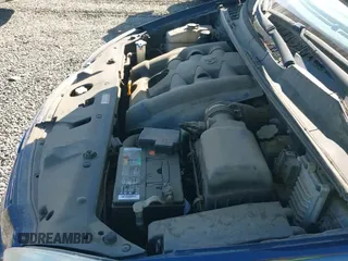 ✅ 2008 Kia Sedona EX • VIN: KNDMB233386214082 • Lot: 42504786. Listed on IAAI with 235,770 mi. Free auction sales archive from the USA and detailed vehicle history report at DreamBid. Image 12.